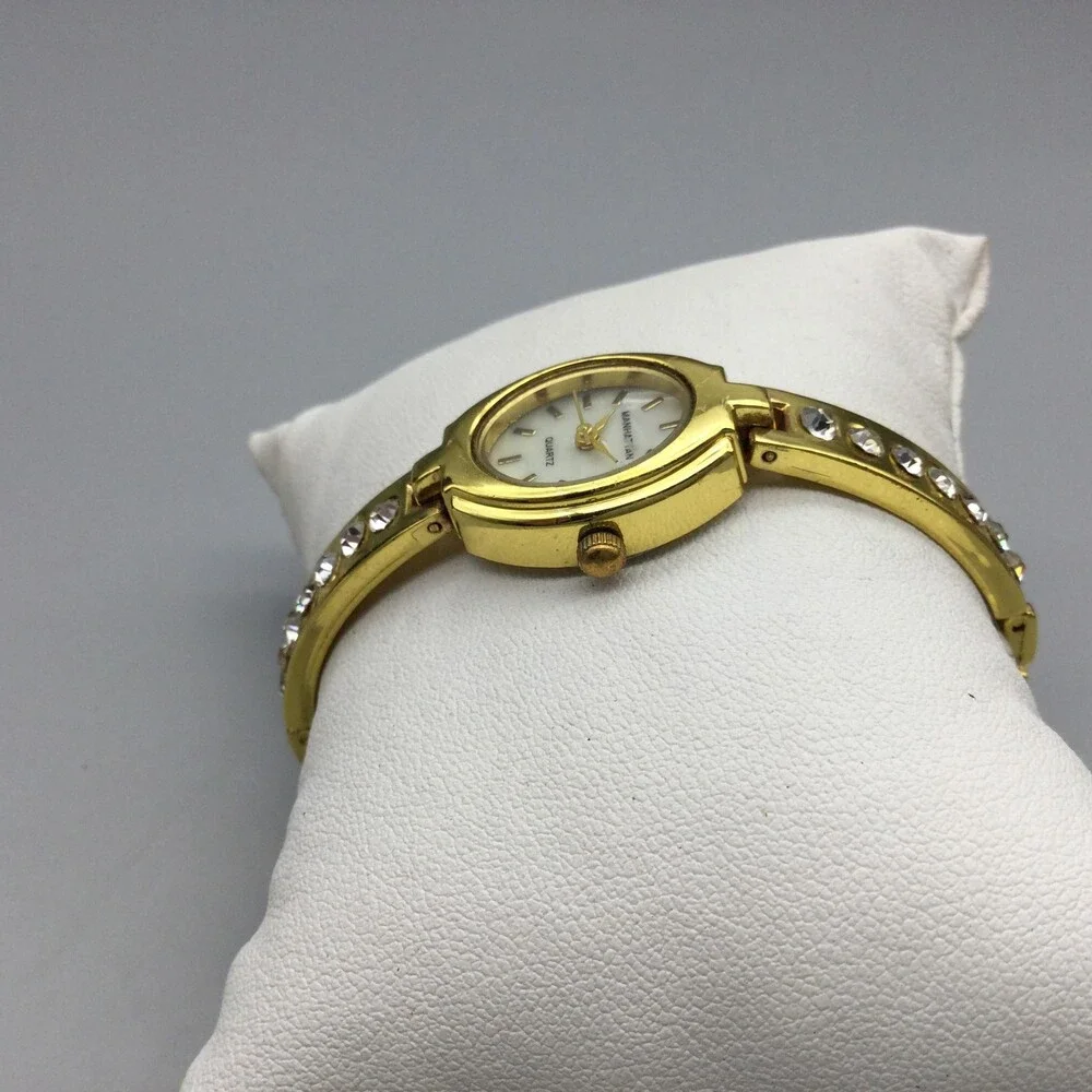 Manhattan Womens Watch 19mm MOP Dial Gold Tone Crystal Bracelet New Battery 7